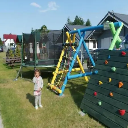 度假居 For 4 People, 尤斯托尼莫斯基